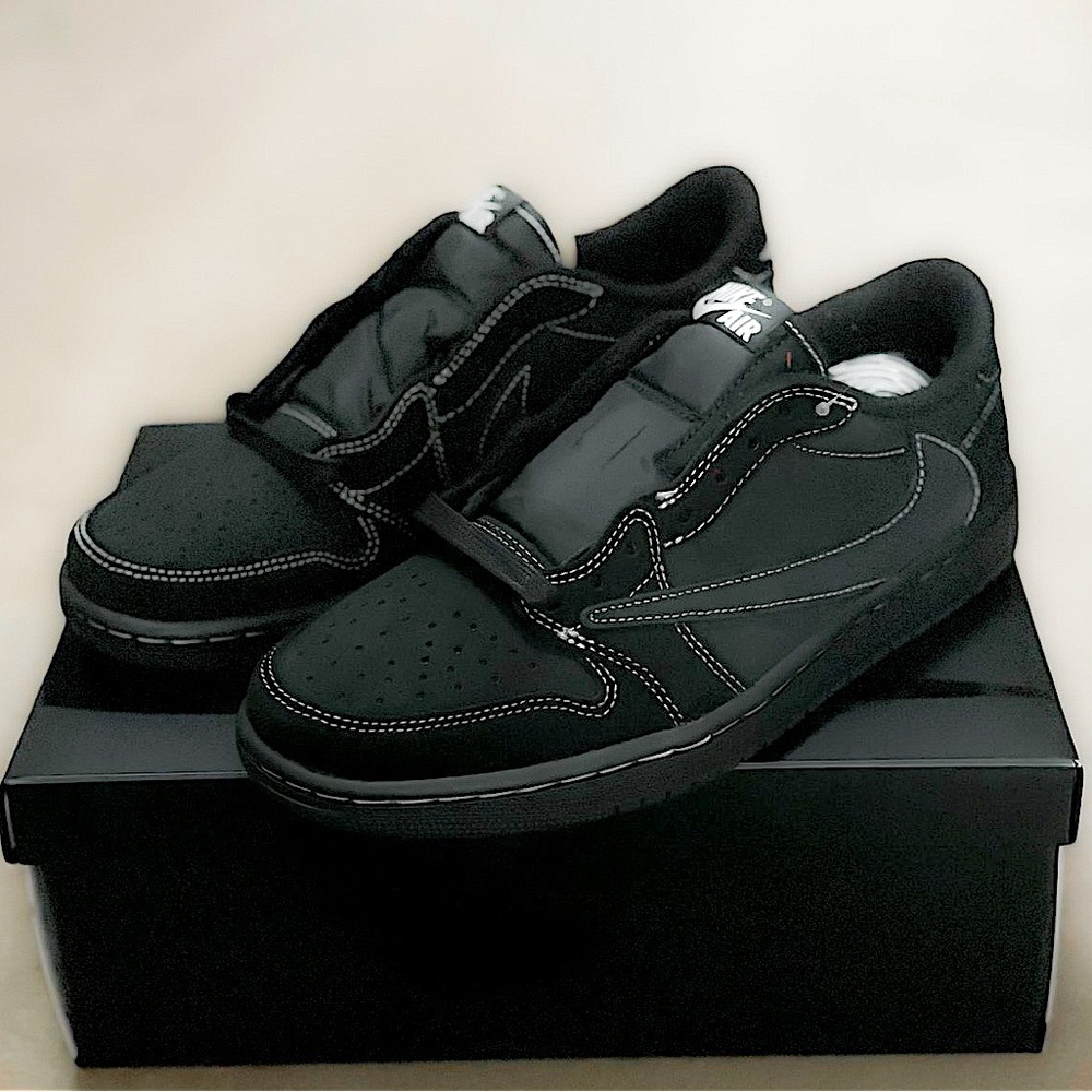 ❌SOLD❌🖤TRAVIS SCOTT x AIR JORDAN 1 (Black Phantom)🖤❌SOLD❌